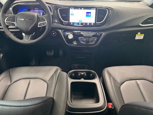 New 2026 Chrysler Pacifica Select image 15