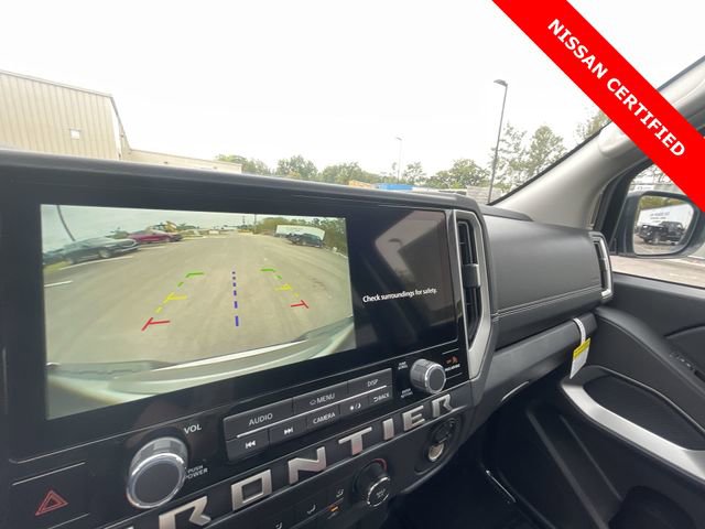 Certified 2025 Nissan Frontier SV image 17