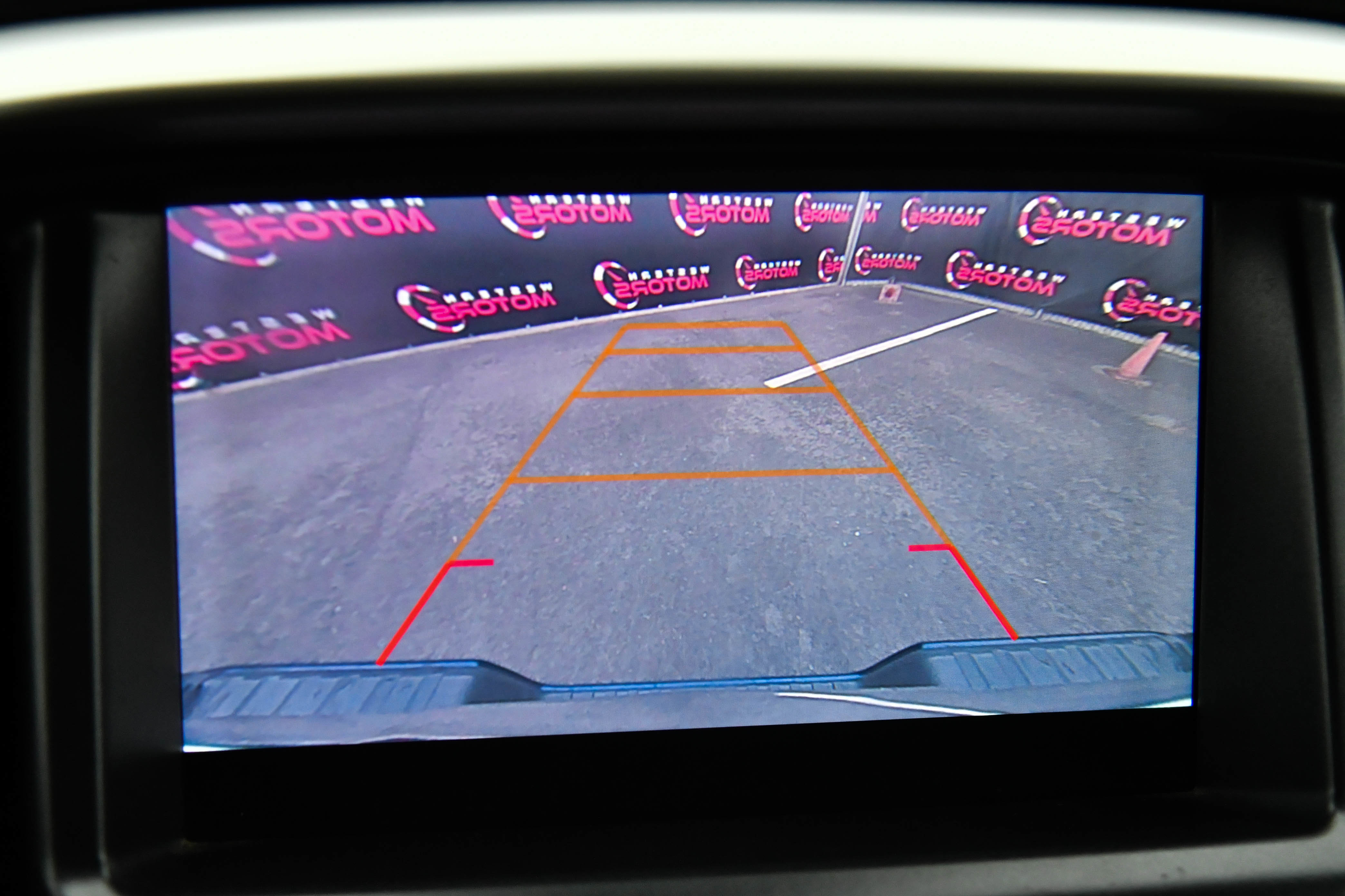 Used 2019 Chevrolet Colorado LT w/ LT Convenience Package image 18