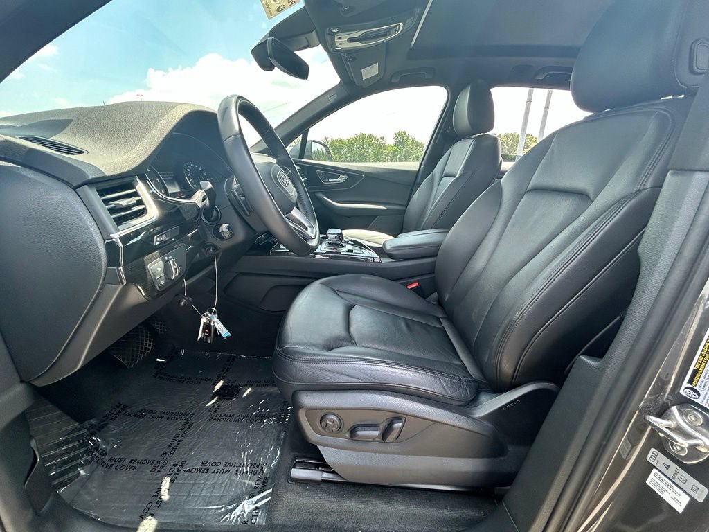 Used 2019 Audi Q7 3.0T Premium AWD/4WD image 14