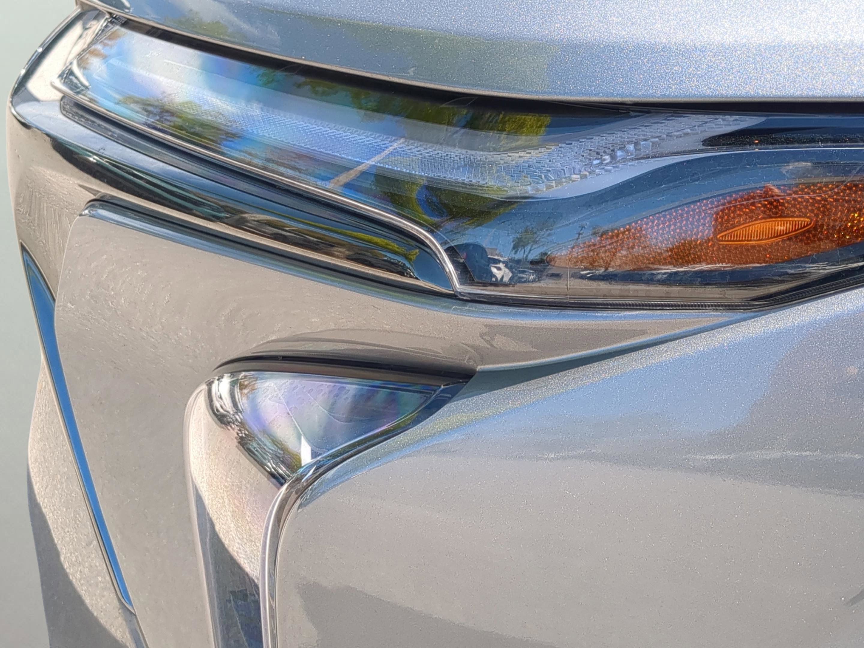 Used 2025 Chevrolet Trax RS w/ Driver Confidence Package FWD image 28