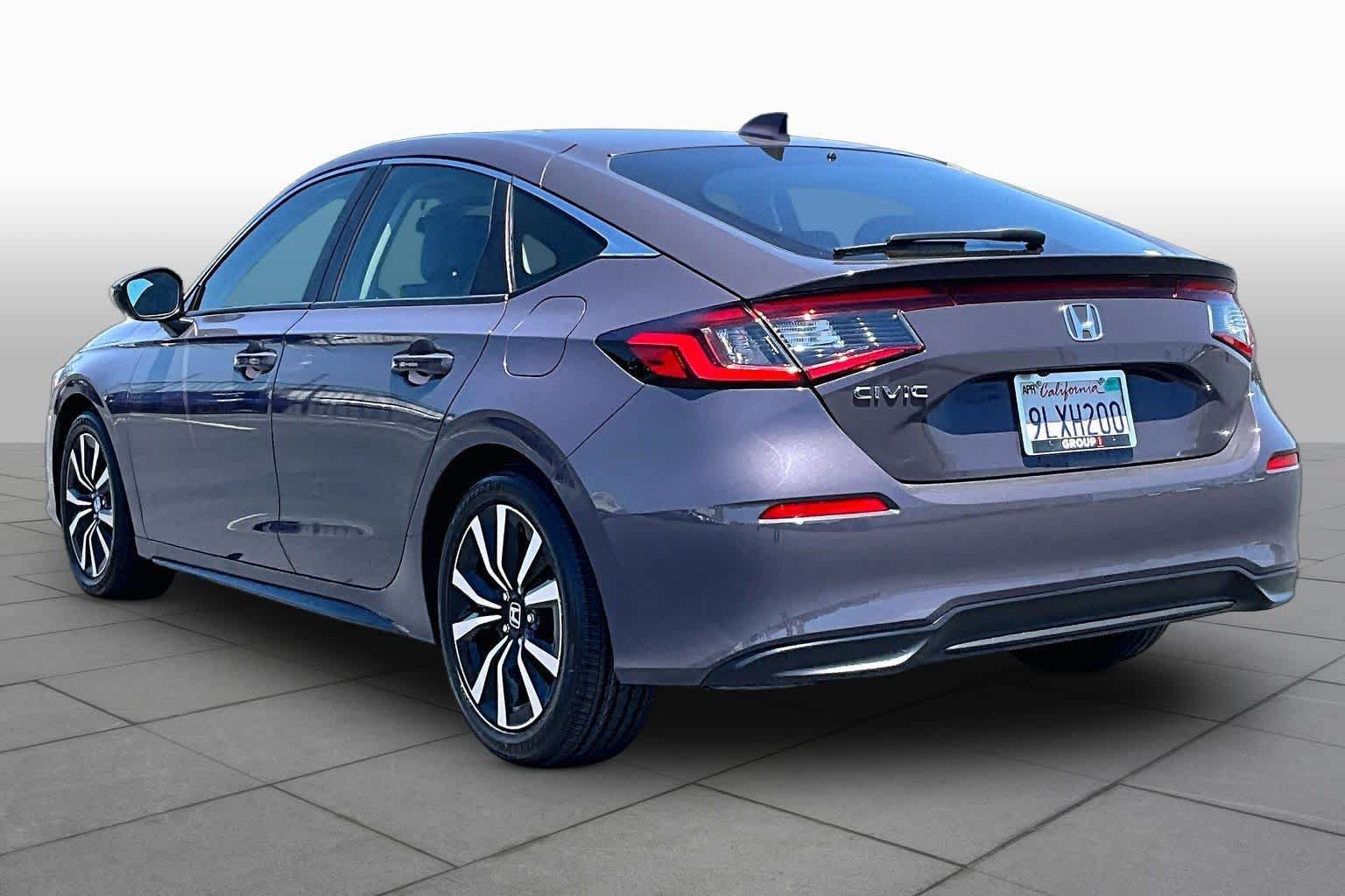 Used 2024 Honda Civic EX-L image 11
