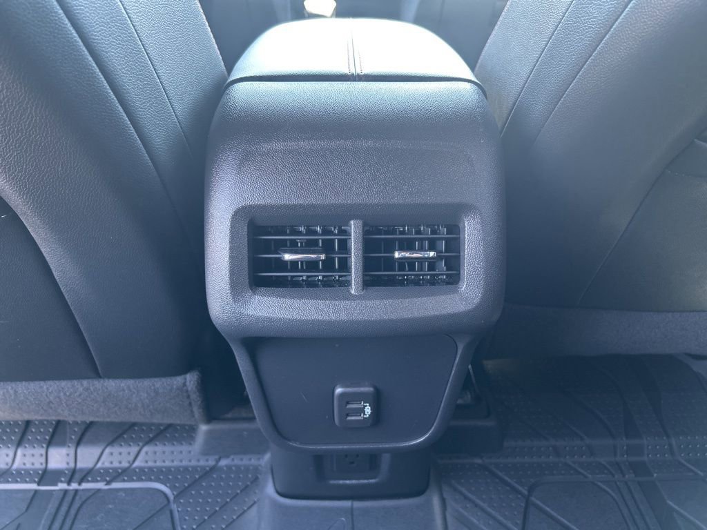 Used 2023 Chevrolet Equinox RS w/ RS Leather Package FWD image 46