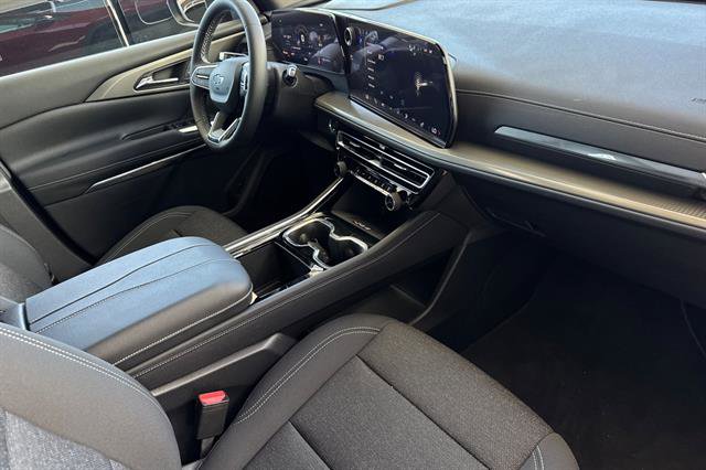 New 2026 Chevrolet Traverse LT w/ Midnight/Sport Edition image 11