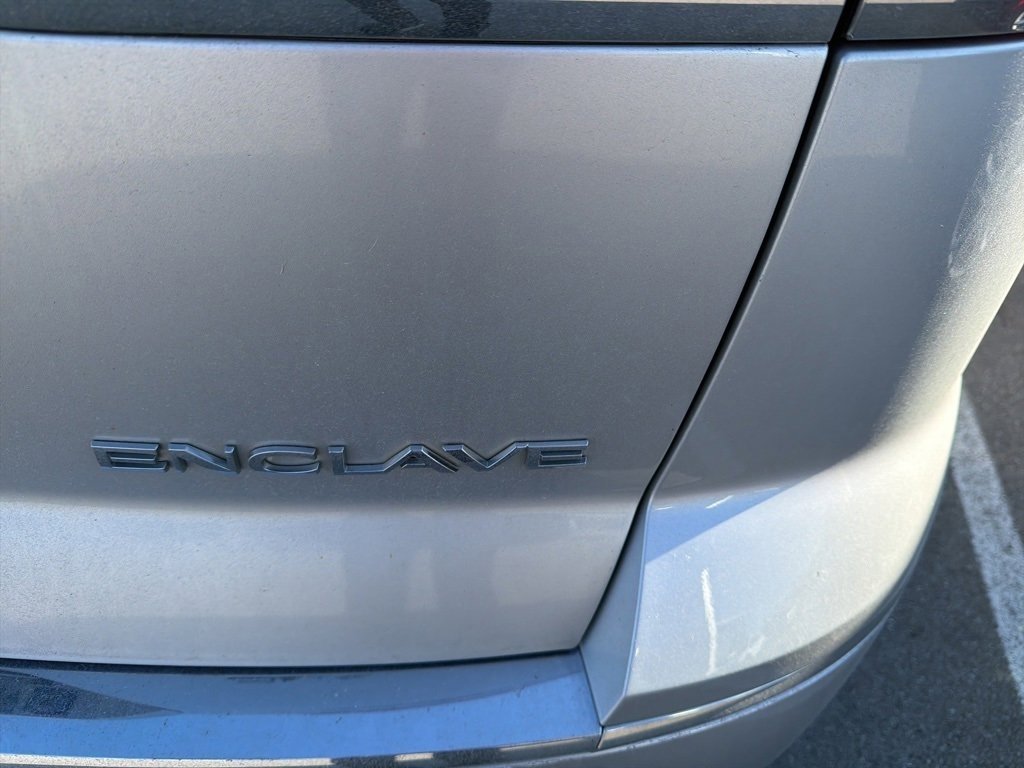 Used 2017 Buick Enclave Leather image 4