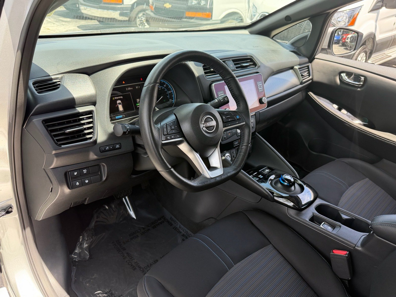 Certified 2024 Nissan Leaf SV Plus FWD image 10