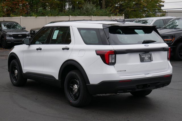 New 2026 Ford Explorer 4WD Police Interceptor image 8
