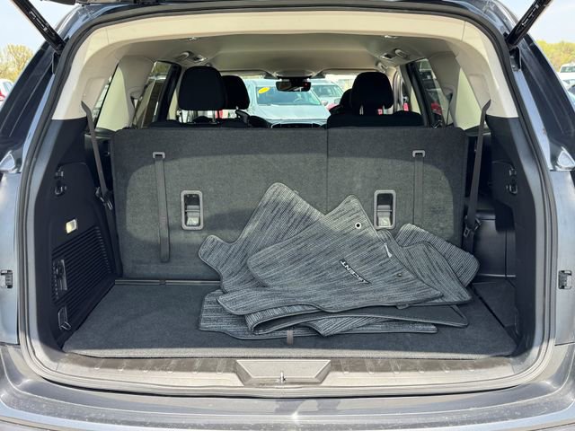 Used 2025 Subaru Ascent Premium image 10