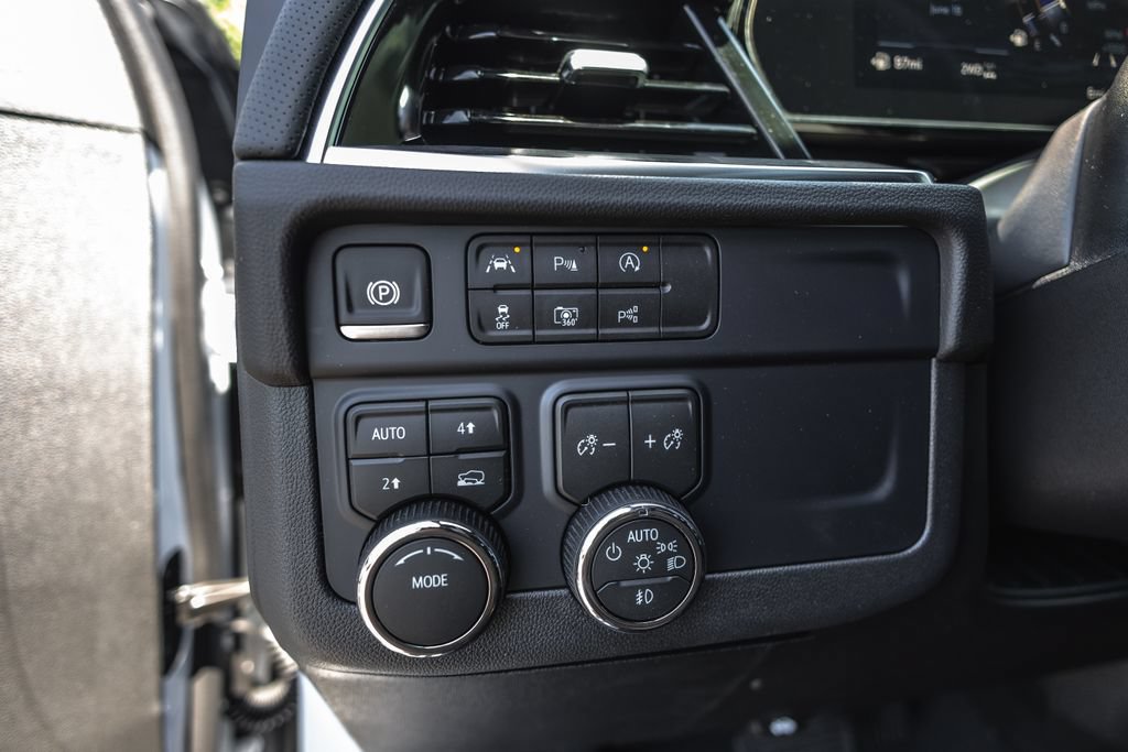 New 2026 Chevrolet Tahoe Premier AWD/4WD image 18