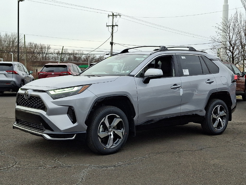 New 2025 Toyota RAV4 SE w/ Weather & Moonroof Package AWD/4WD image 2