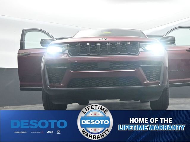 New 2026 Jeep Grand Cherokee Altitude image 60