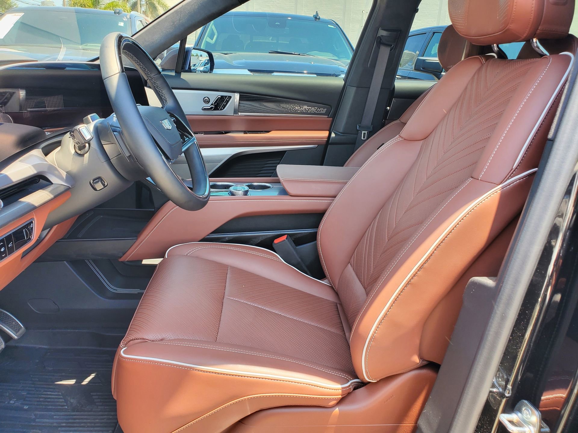 Used 2026 Cadillac Vistiq Platinum AWD/4WD image 22