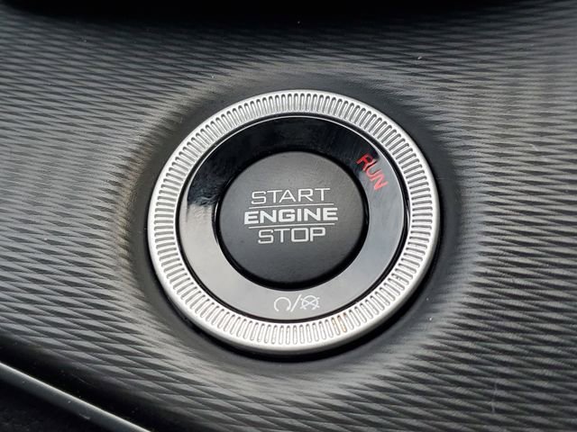 Used 2023 Jeep Grand Cherokee Laredo image 29