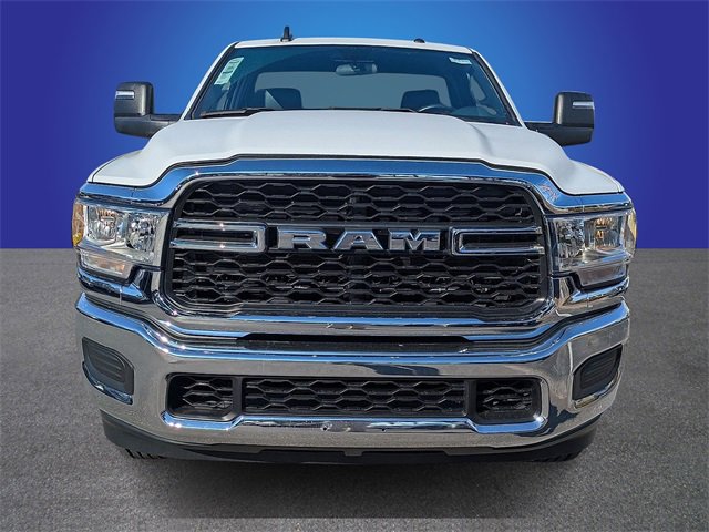 Used 2024 RAM 2500 Tradesman w/ Chrome Appearance Group image 8