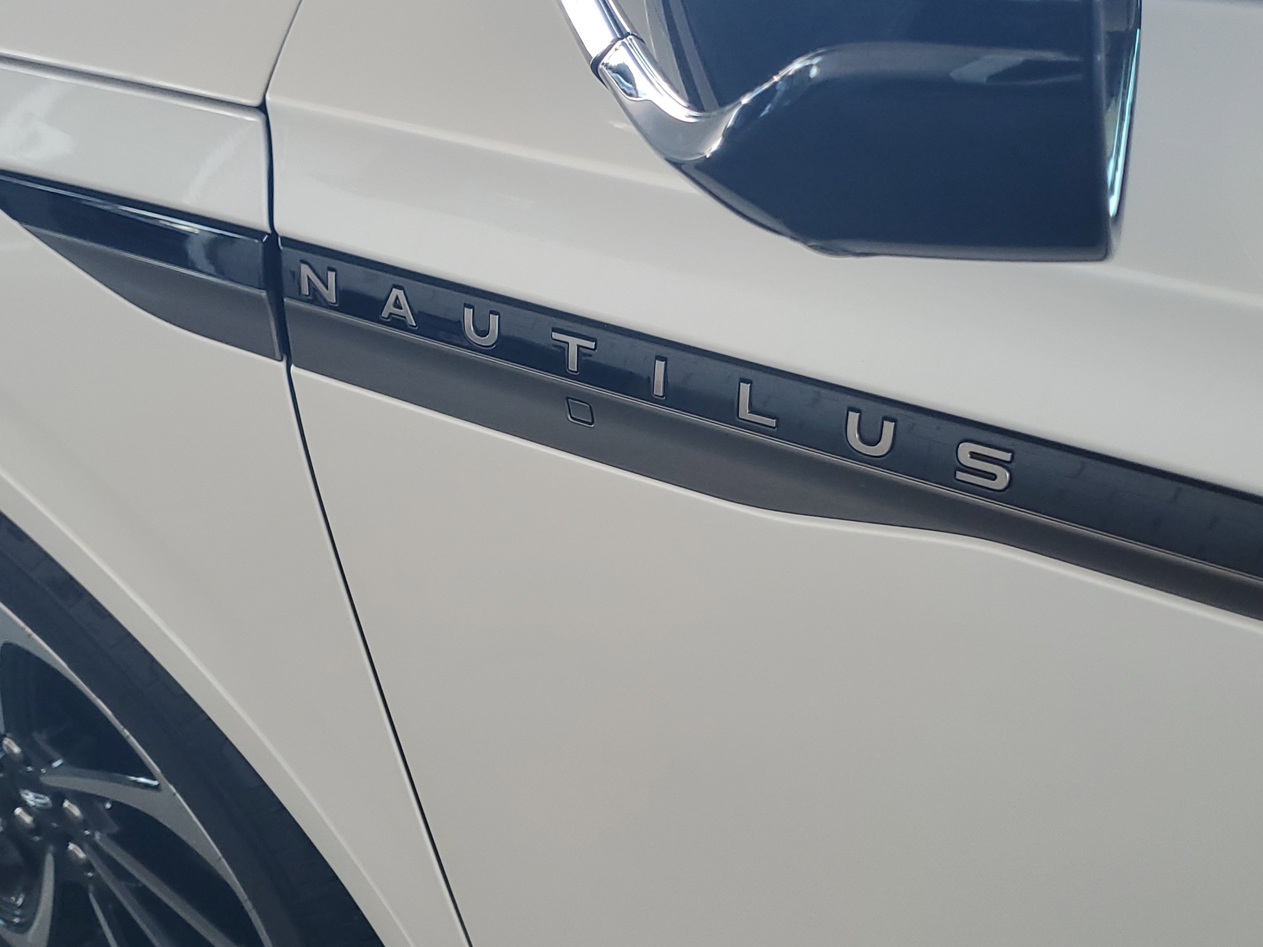 New 2026 Lincoln Nautilus Black Label AWD/4WD image 7