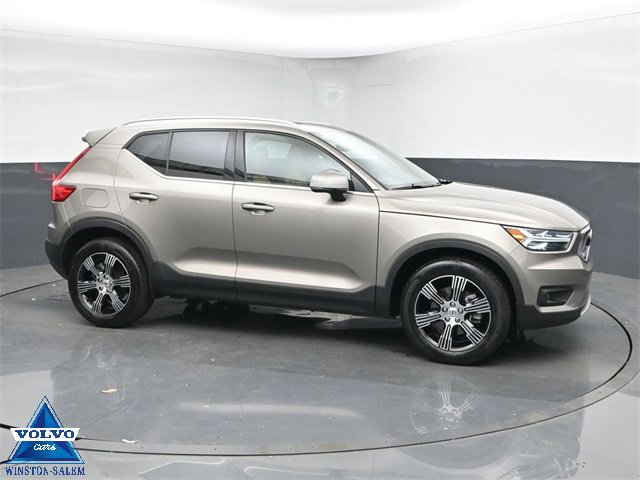 Used 2022 Volvo XC40 T5 Inscription