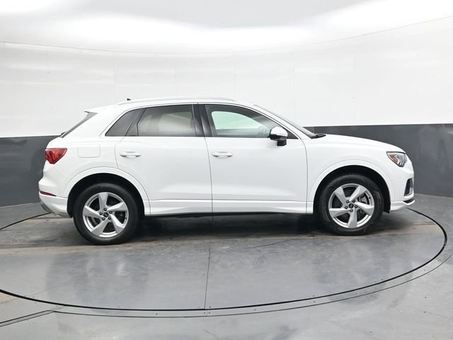 Used 2022 Audi Q3 2.0T Premium Plus image 3
