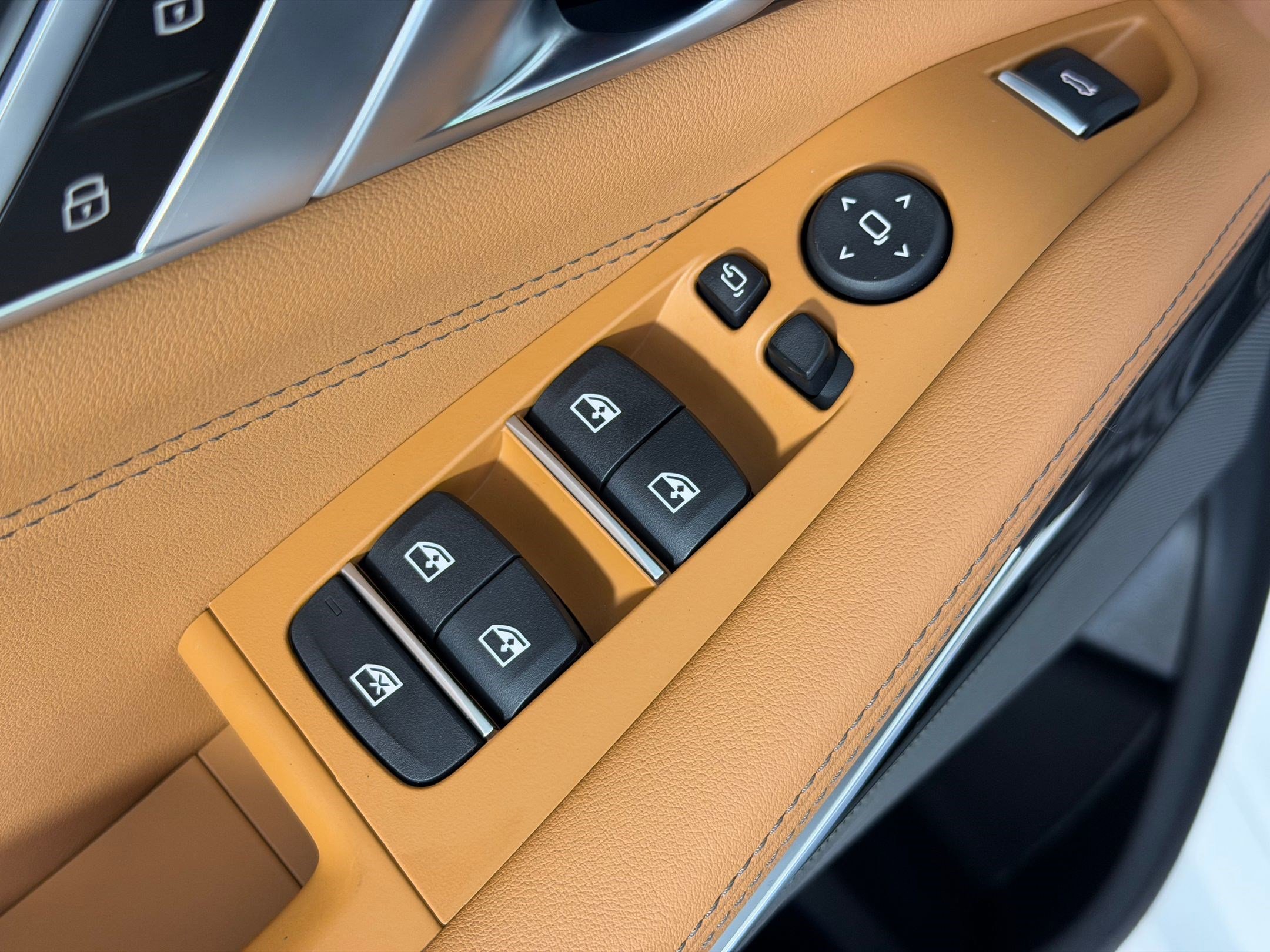 New 2026 BMW X5 sDrive40i w/ M Sport Package image 23