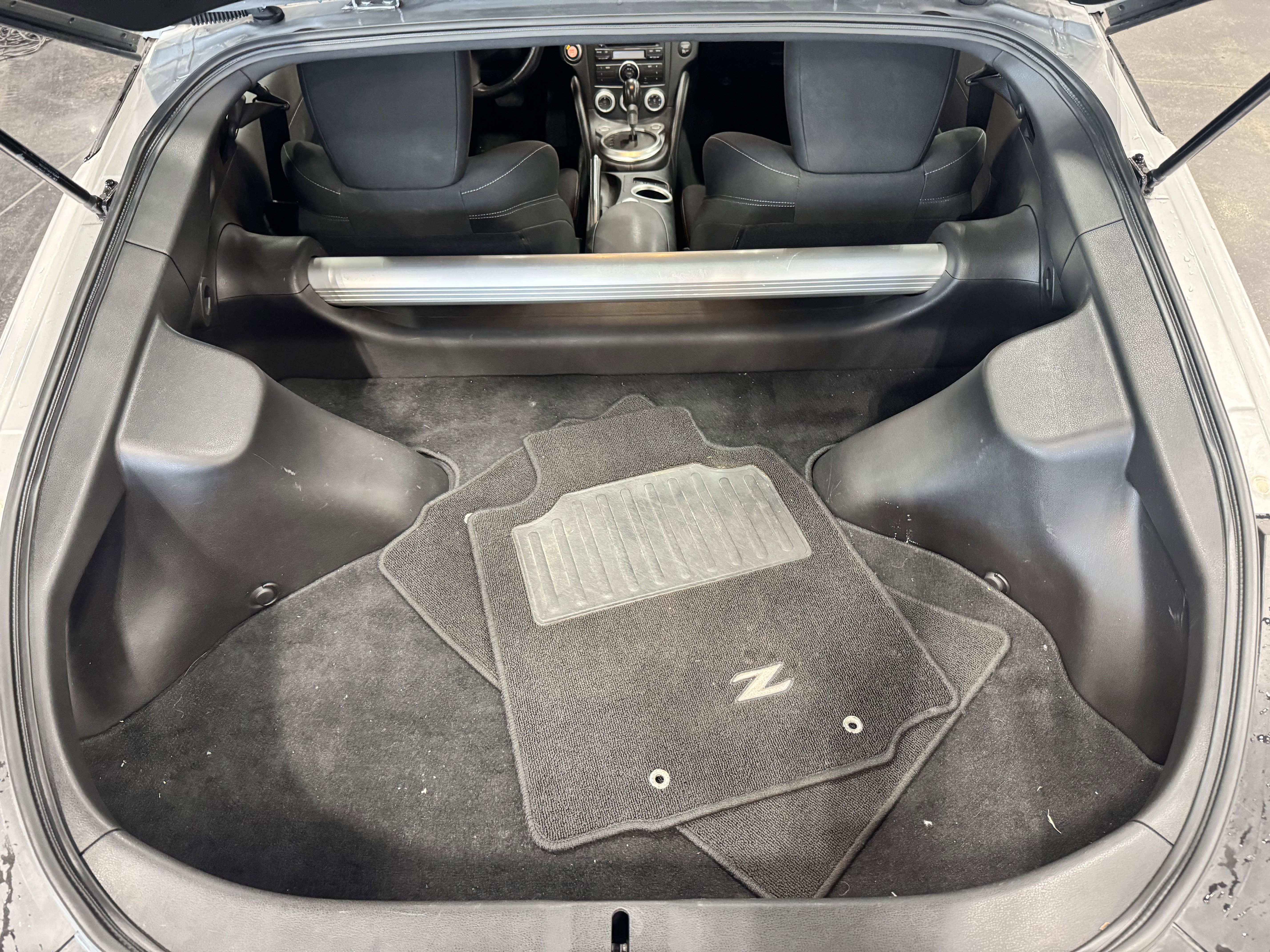 Used 2012 Nissan 370Z Coupe image 29