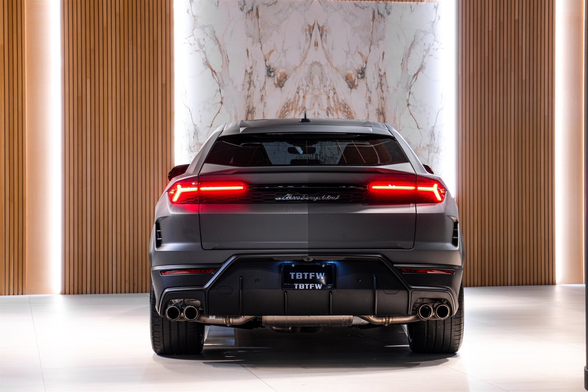 Used 2025 Lamborghini Urus Performante AWD/4WD image 5