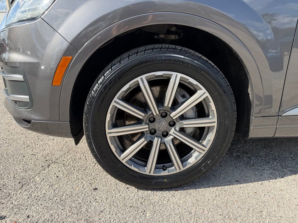Used 2019 Audi Q7 2.0T Premium Plus w/ Premium Plus Package AWD/4WD image 9