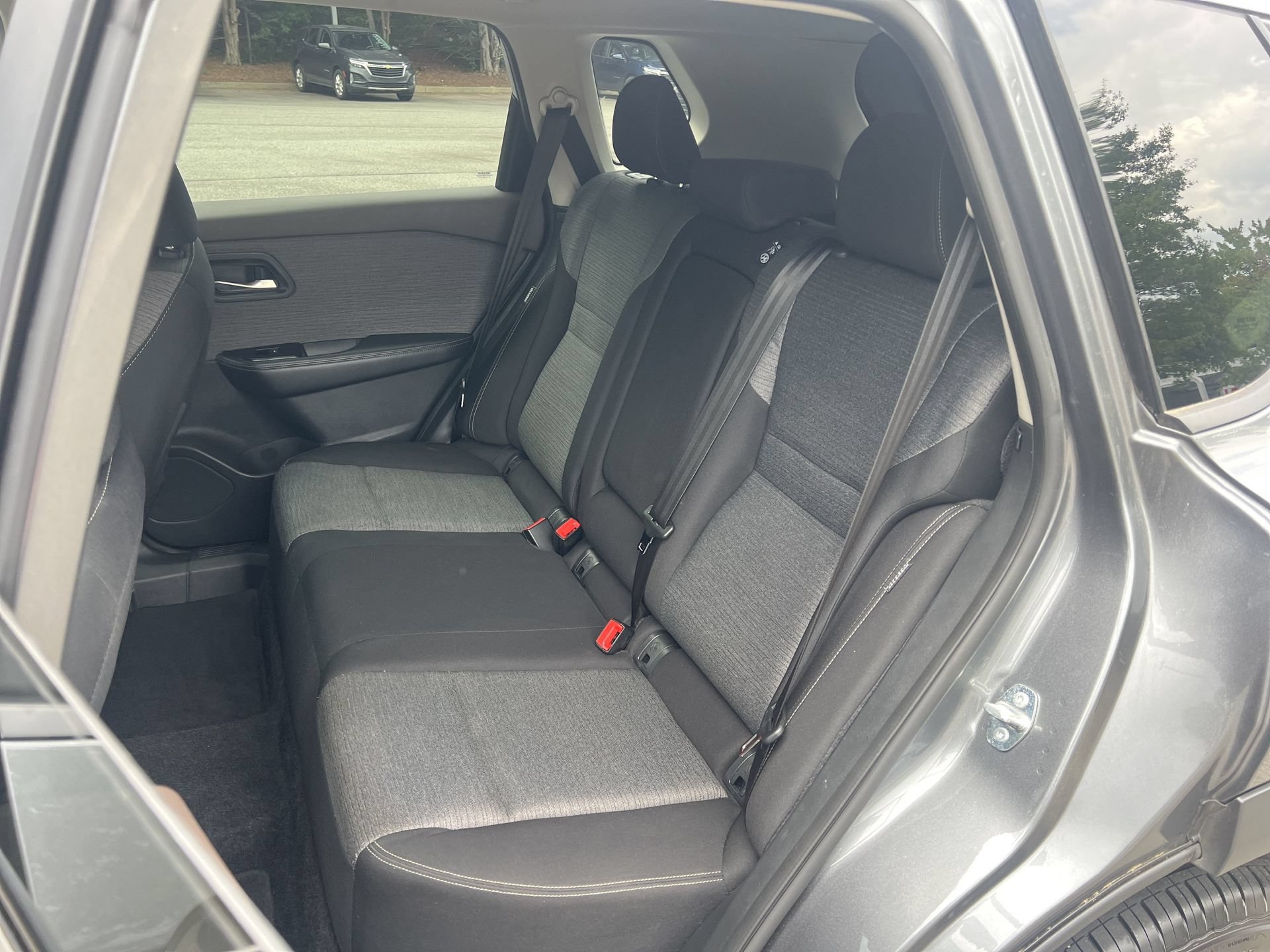 Certified 2023 Nissan Rogue SV FWD image 17