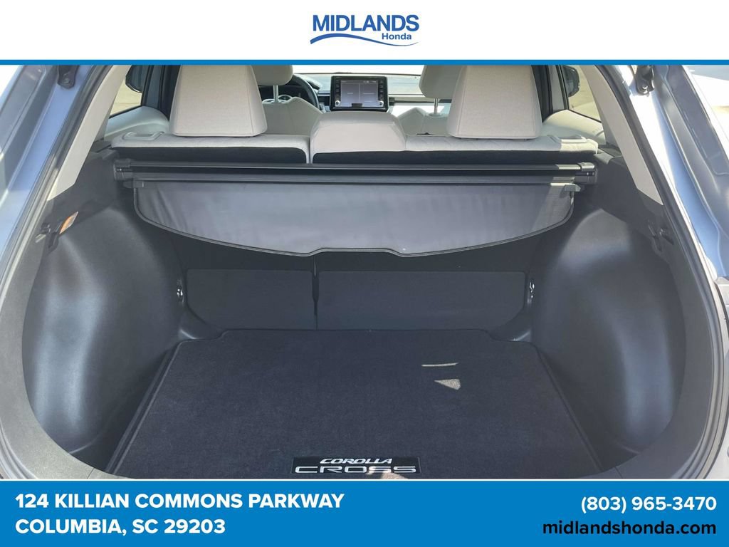 Used 2022 Toyota Corolla Cross LE FWD image 8