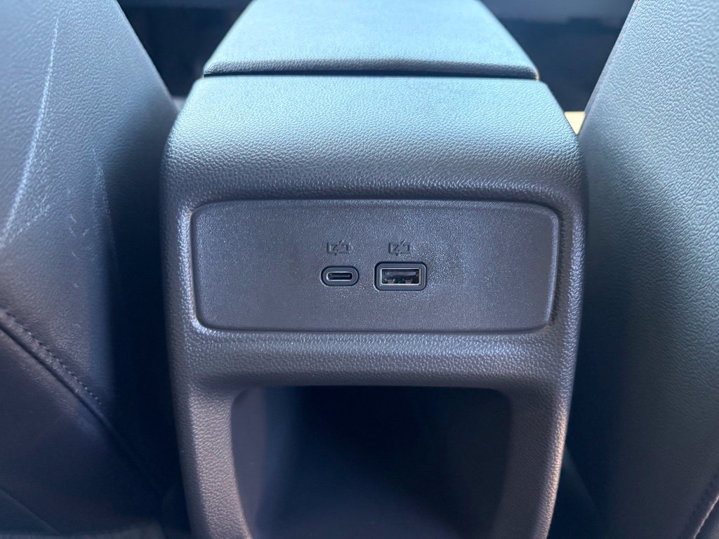 New 2026 Chevrolet Trax RS w/ Sunroof Package FWD image 37