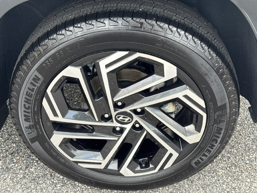 Certified 2026 Hyundai Tucson Limited AWD/4WD image 22