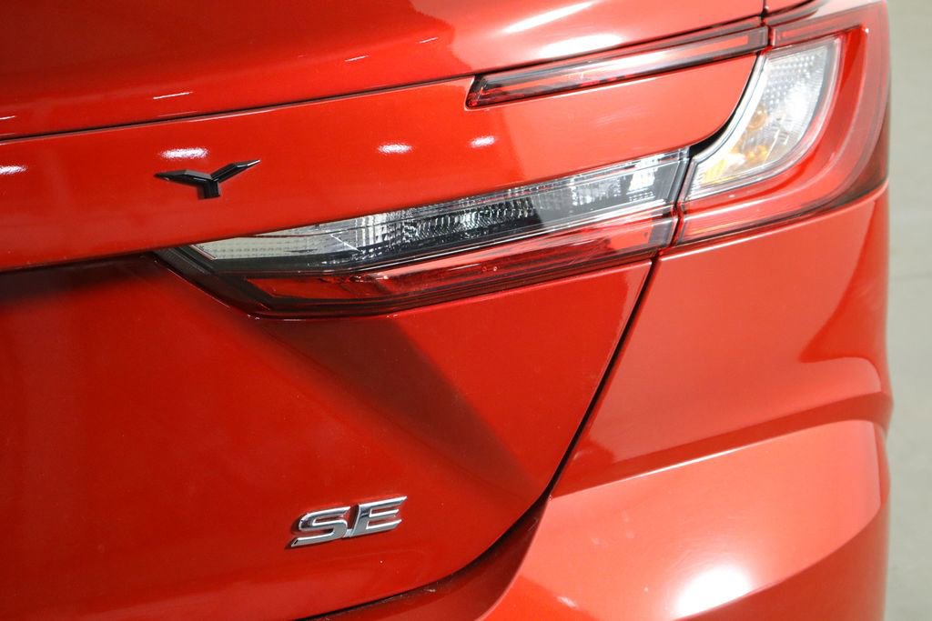 Used 2025 Toyota Camry SE FWD image 42