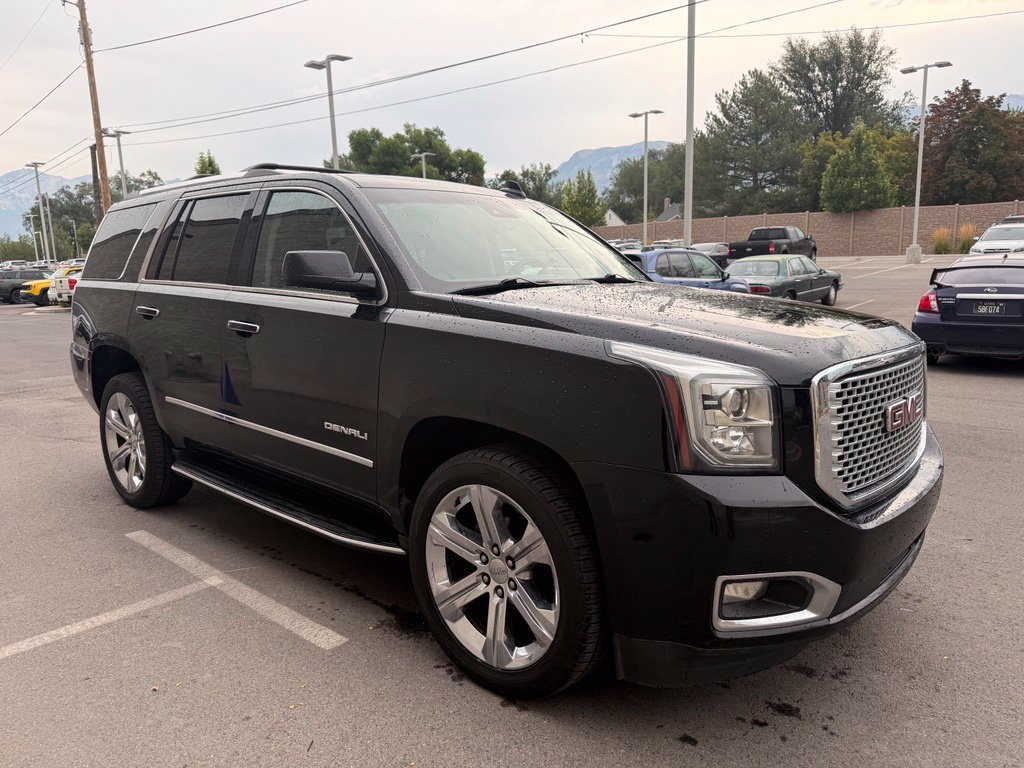 Used 2017 GMC Yukon Denali w/ Open Road Package AWD/4WD image 4