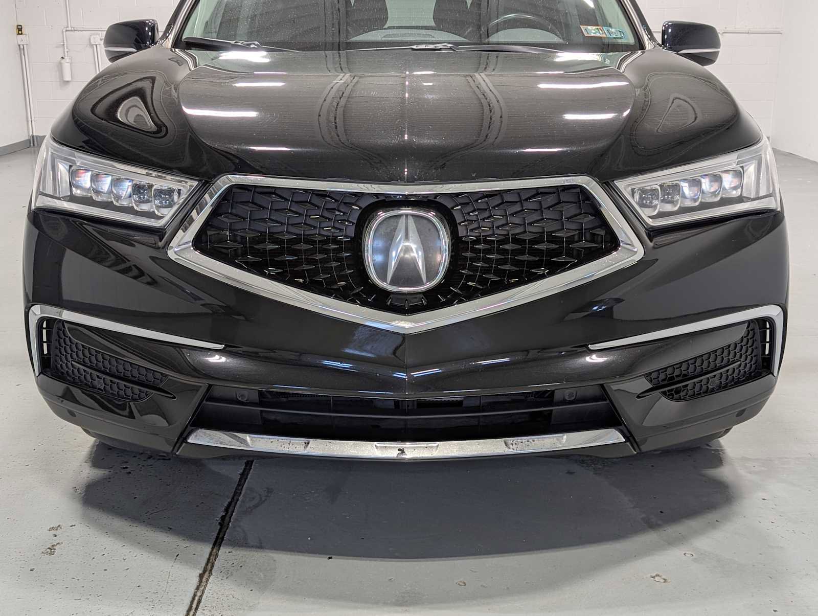 Used 2020 Acura MDX SH-AWD w/ Technology Package image 2
