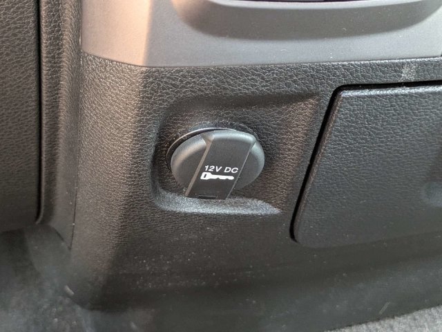 Used 2024 RAM 1500 Warlock AWD/4WD image 23