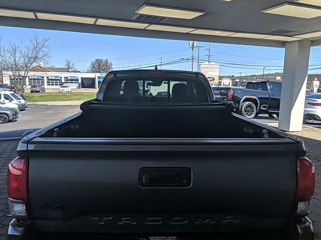 Used 2019 Toyota Tacoma SR w/ SX Package image 7