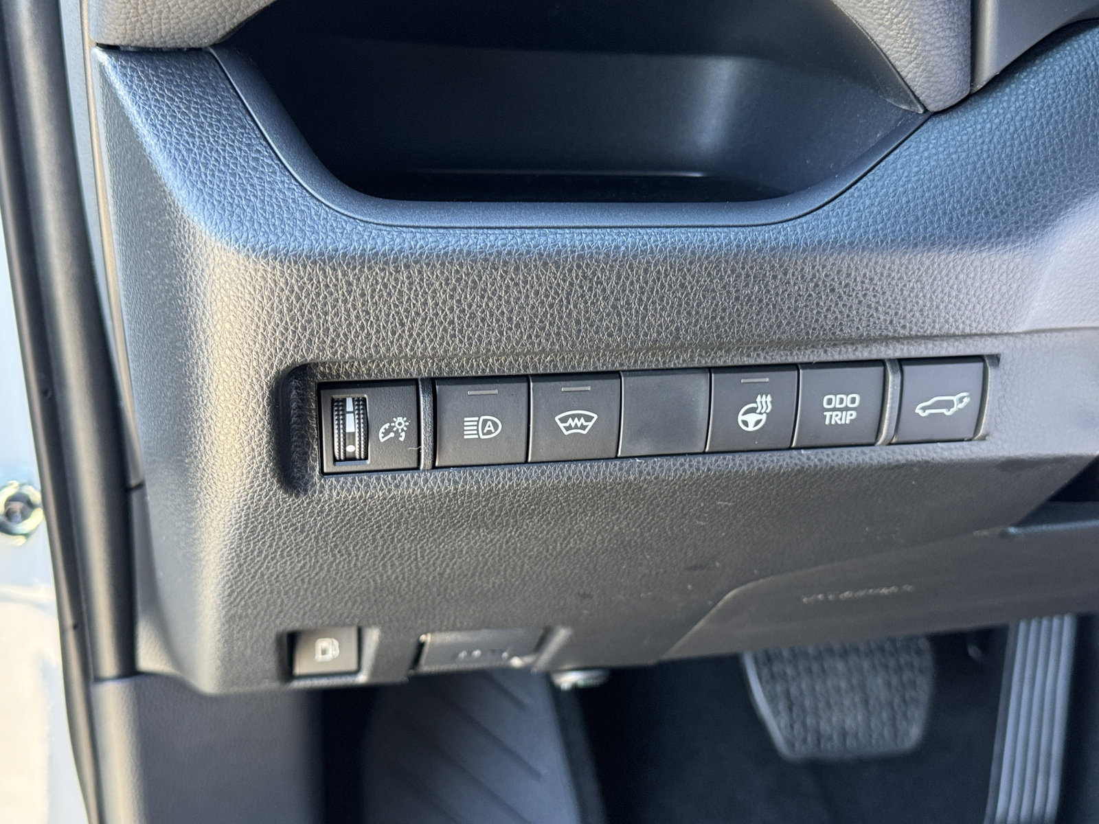 New 2025 Toyota RAV4 XSE image 17