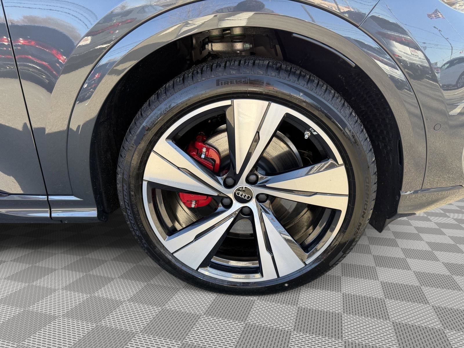 New 2025 Audi SQ5 Premium Plus image 10