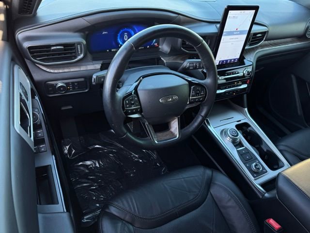 Used 2022 Ford Explorer Platinum w/ Equipment Group 601A image 24