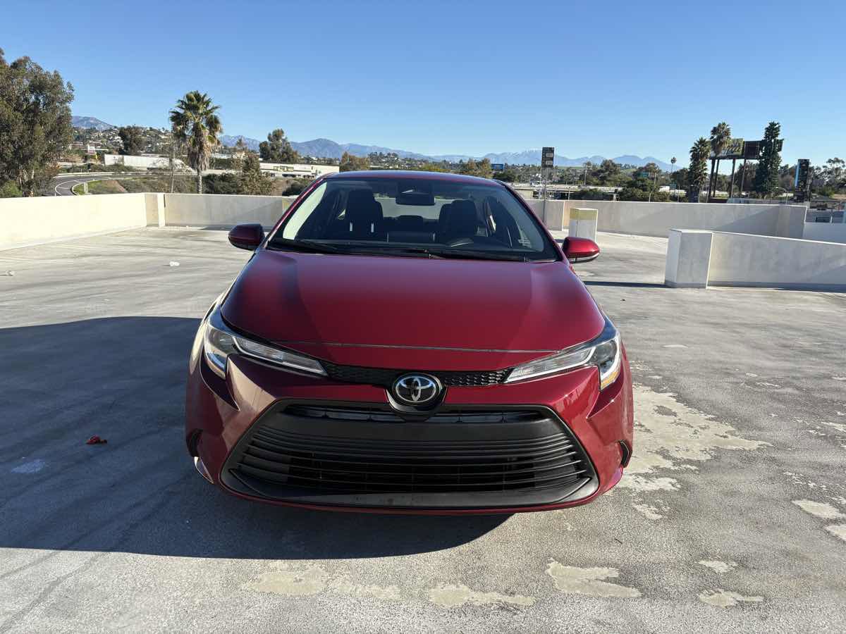 Used 2025 Toyota Corolla LE image 6
