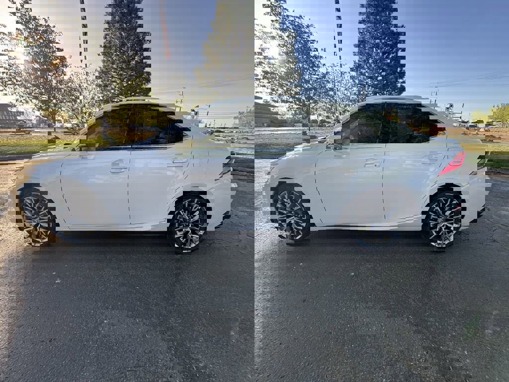 Used 2015 Lexus IS 250 AWD w/ Navigation System Package image 5