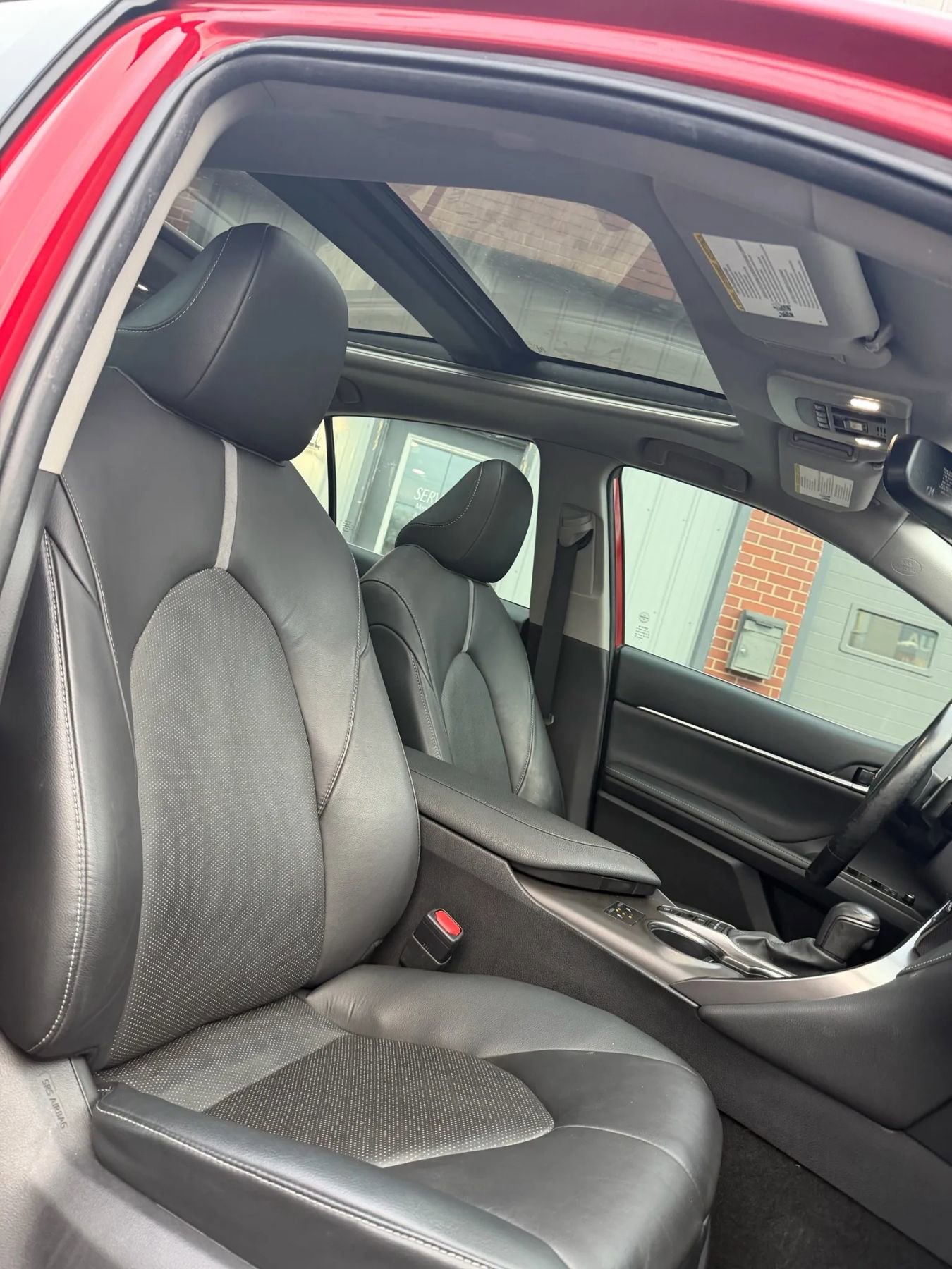 Used 2021 Toyota Camry XSE image 9