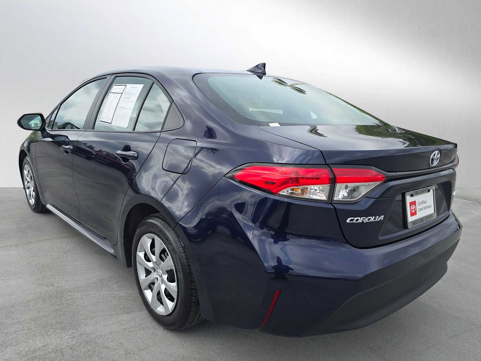 Certified 2026 Toyota Corolla LE FWD image 5