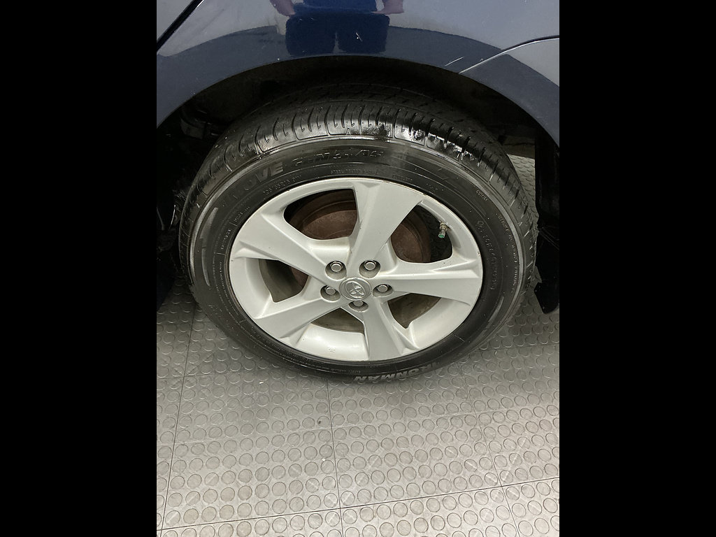 Used 2013 Toyota Corolla S w/ Preferred Accessory Pkg #2 FWD image 8