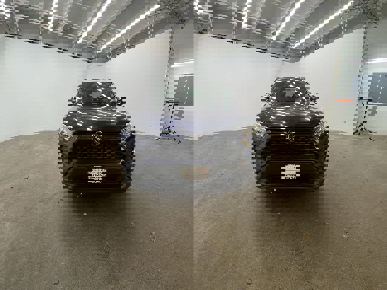 Used 2021 Toyota RAV4 XLE image 9