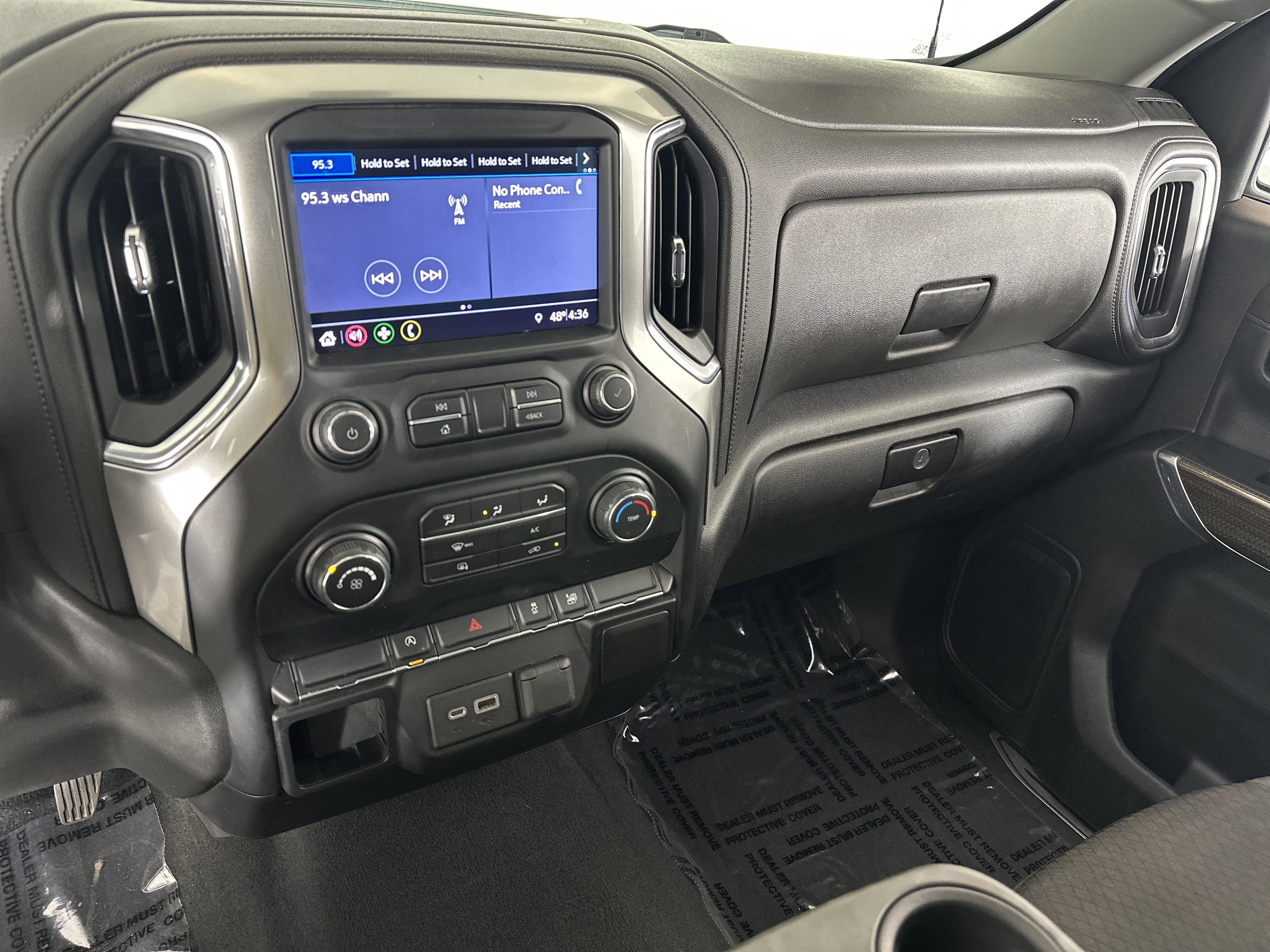 Used 2019 Chevrolet Silverado 1500 LT w/ Bed Protection Package image 4