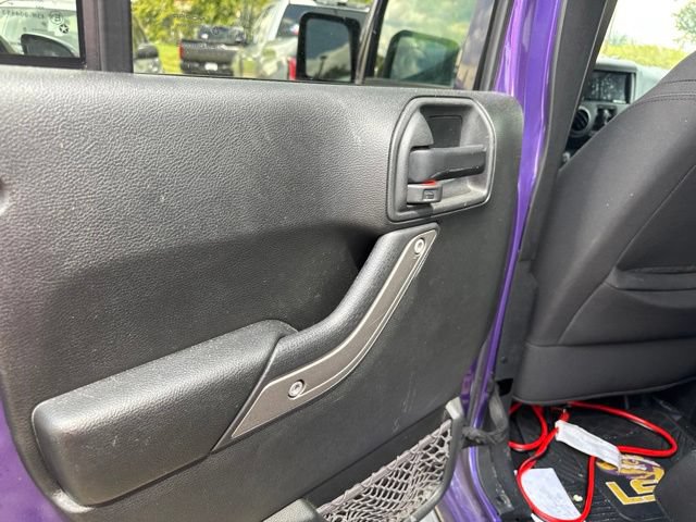 Used 2018 Jeep Wrangler Unlimited Sport S AWD/4WD image 25