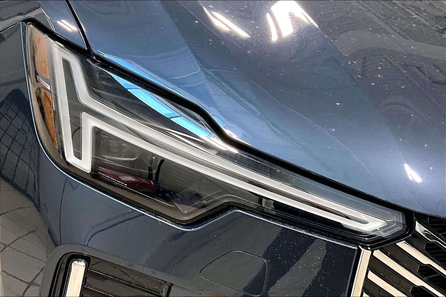 New 2026 Volvo XC90 B5 Plus w/ Protection Package Premier AWD/4WD image 15