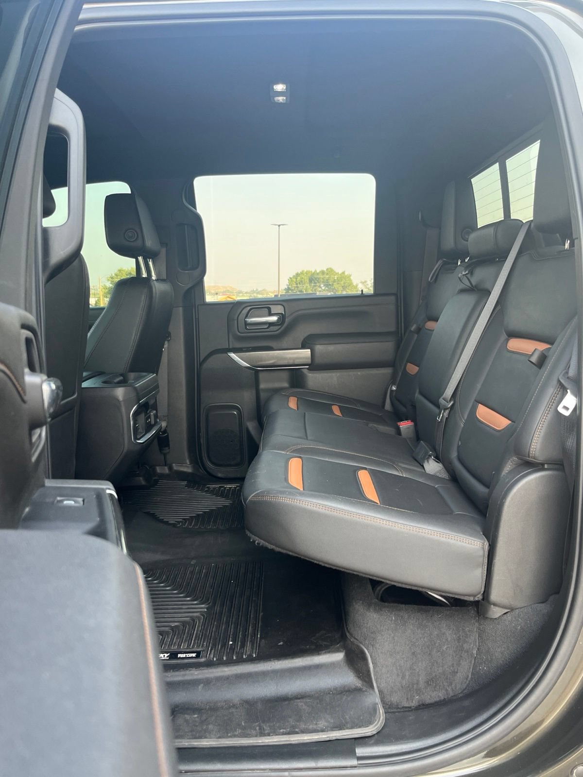 Used 2022 GMC Sierra 3500 AT4 w/ AT4 Preferred Package AWD/4WD image 13