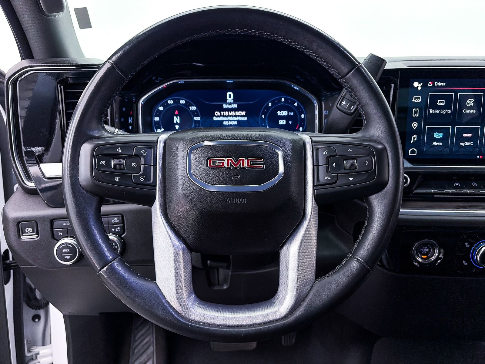 Used 2024 GMC Sierra 1500 SLT AWD/4WD image 28