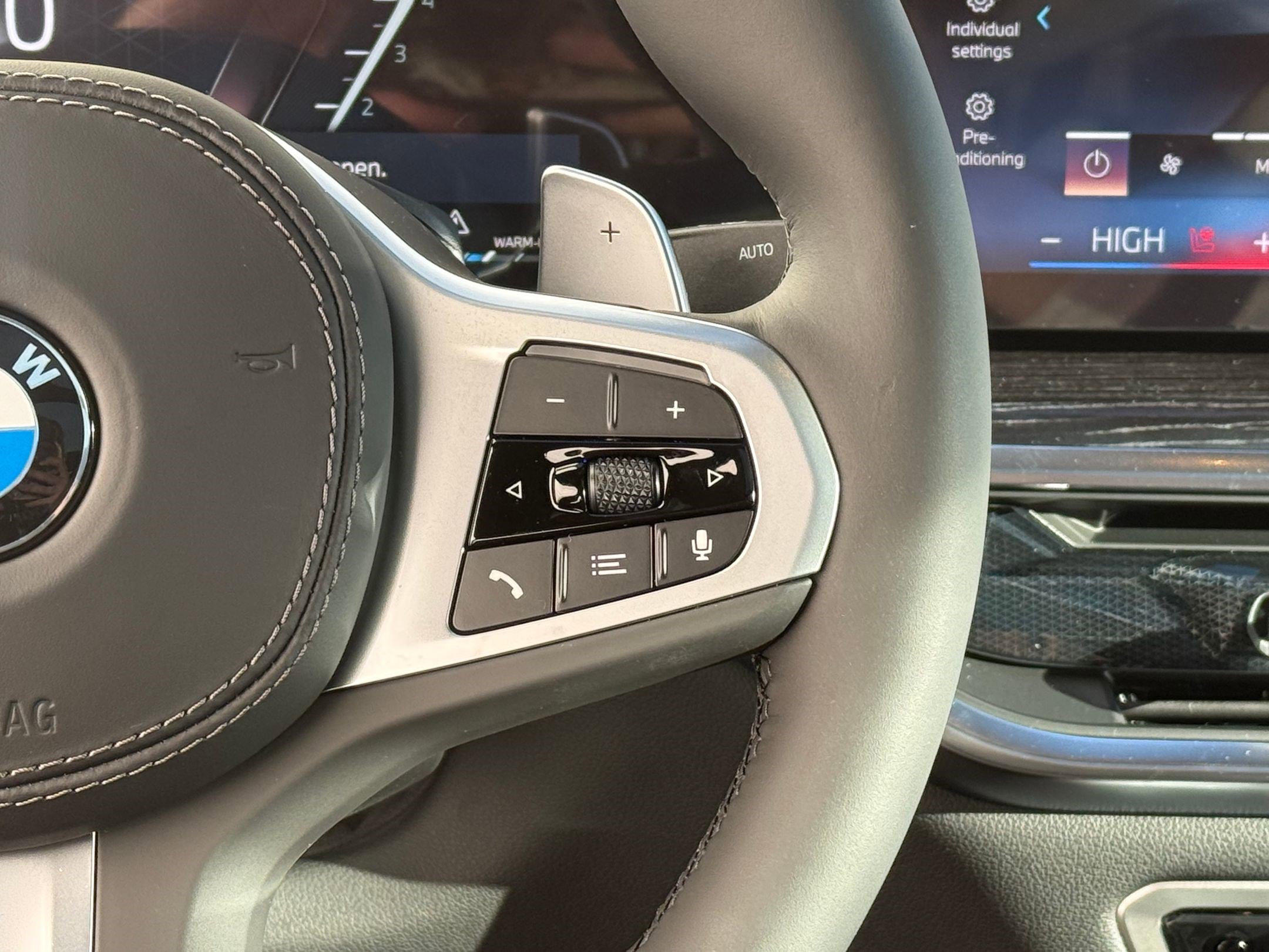 New 2026 BMW X6 xDrive40i image 24