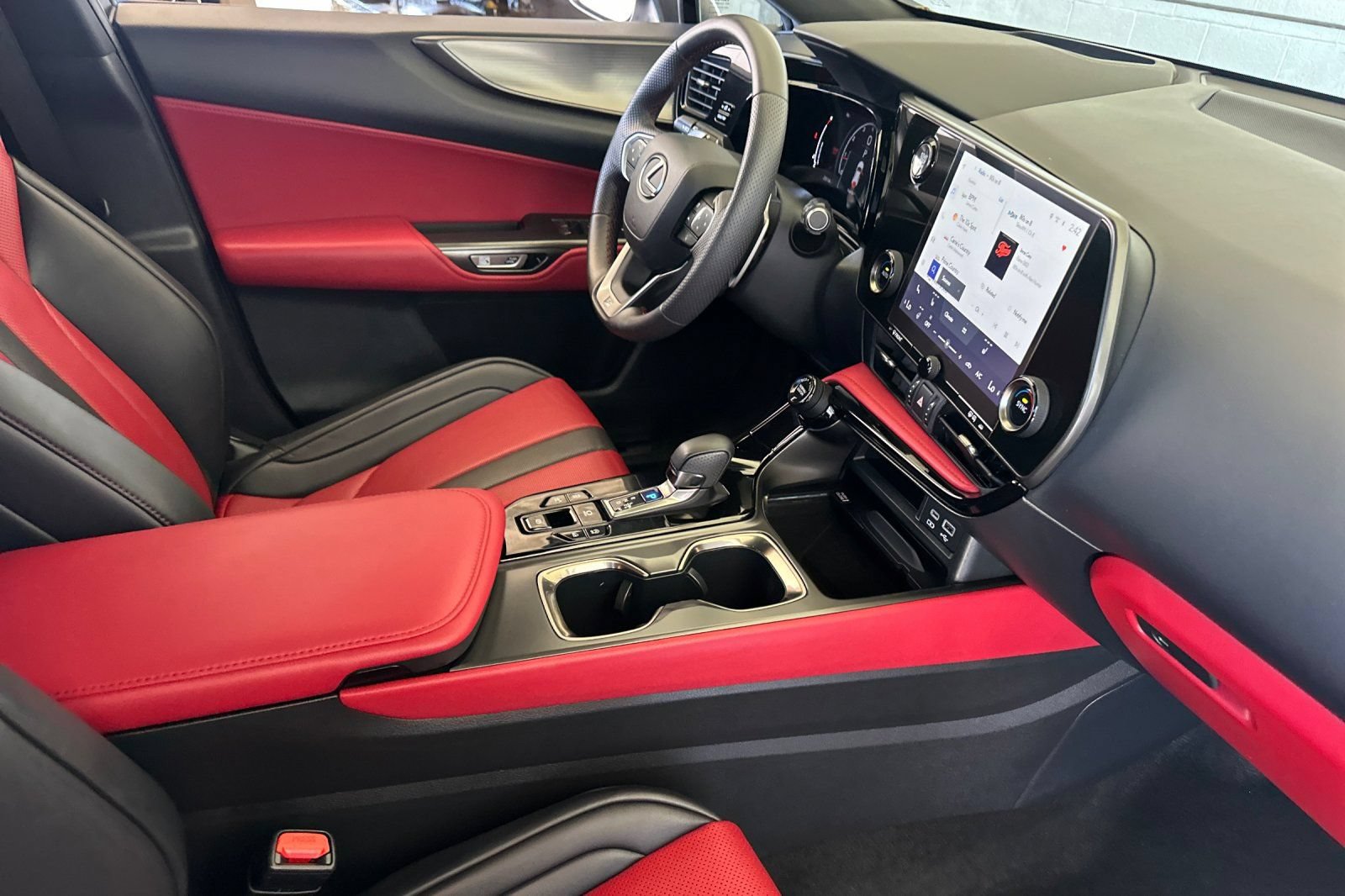 Used 2024 Lexus NX 350 F Sport AWD/4WD image 17